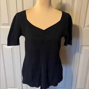 Gap Women’s Short sleeve Sweetheart Neck Lightweight Knit Black Sweater Medium